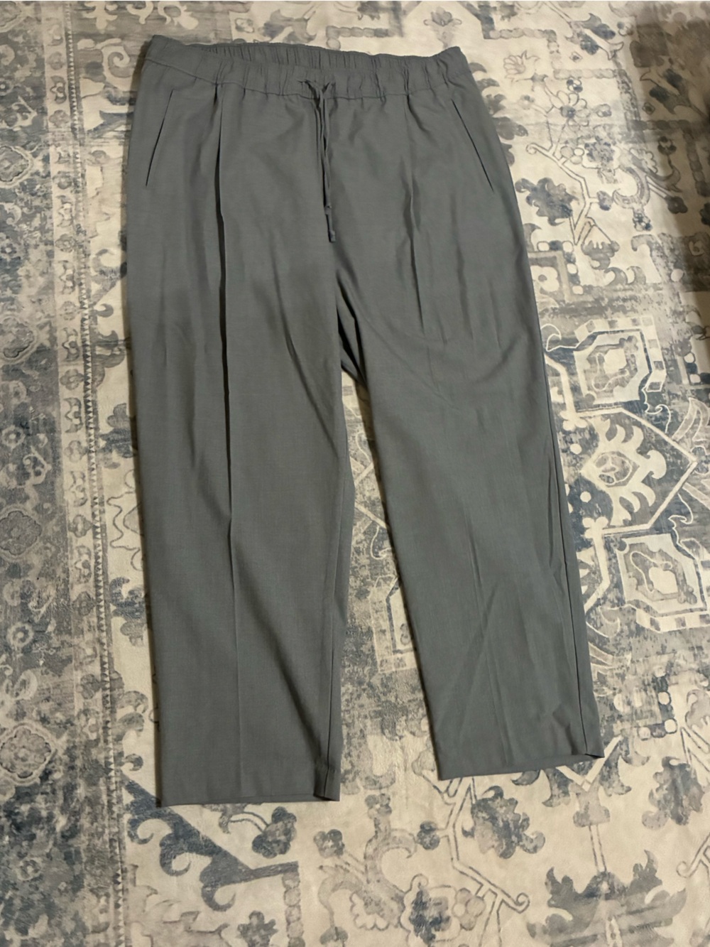 Old Navy Gray Pull-On Straight Leg Dress Pants